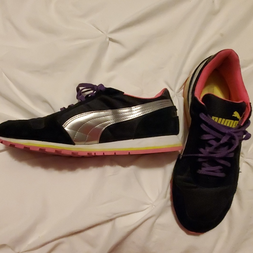 Puma Sneakers